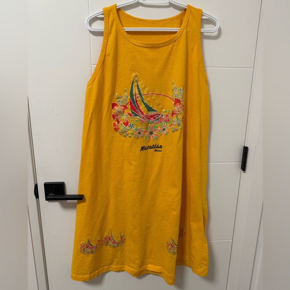 Yellow Mazatlán beach vacation dress